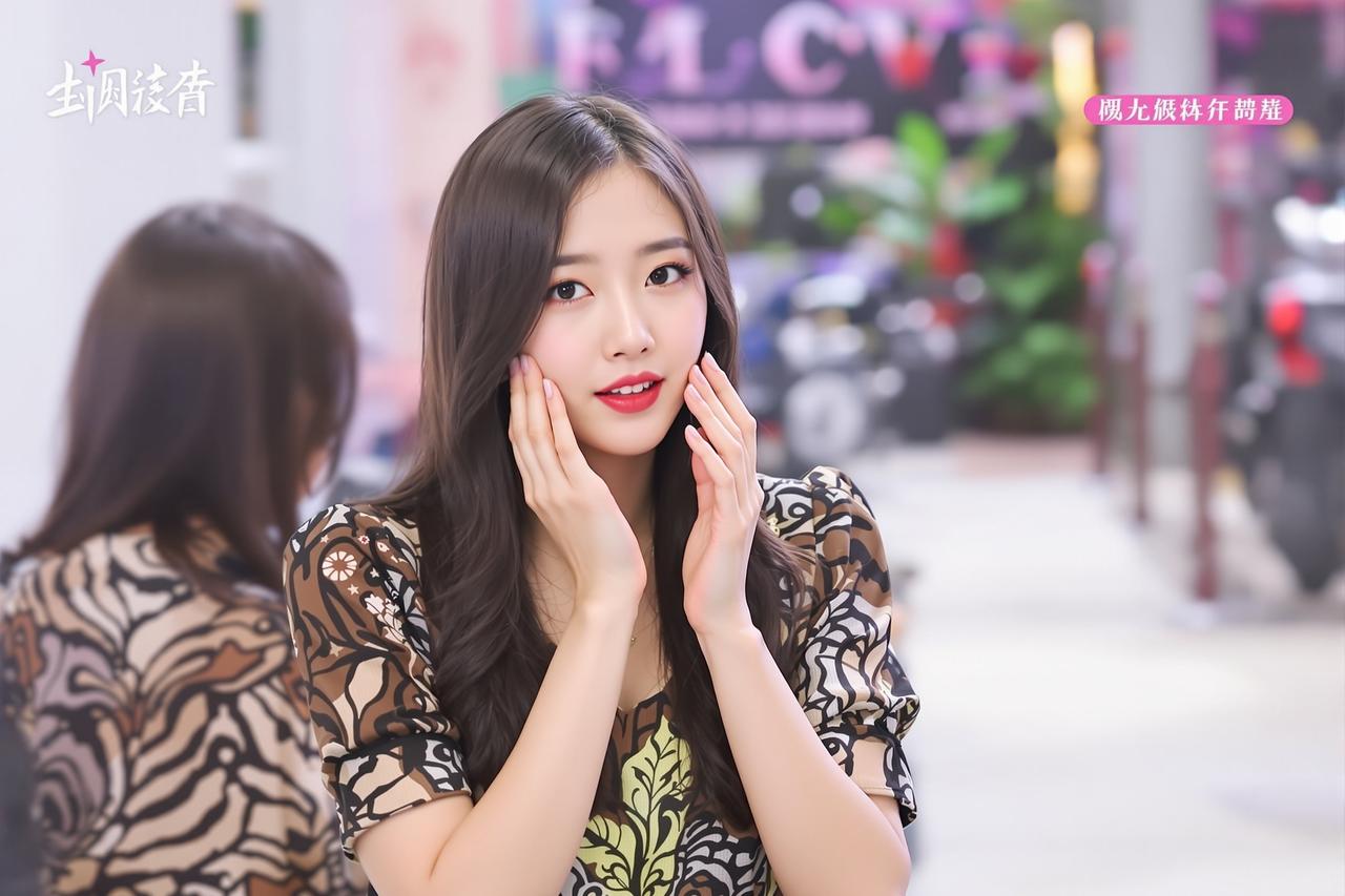 吃瓜网站免费看 - 某女星片场花絮视频流出，私下性格大揭秘